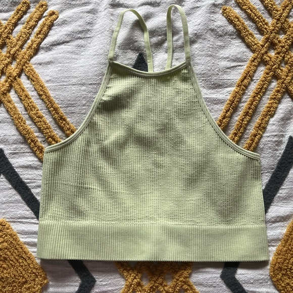 Crop top - Picture 1 of 2